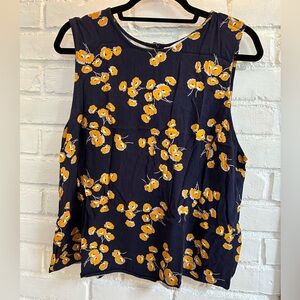 Juniors navy floral shell top